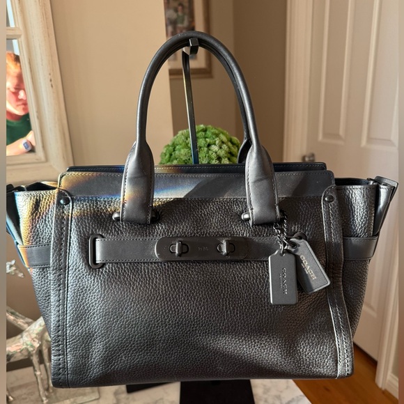 Coach - Swagger Carryall Large Black Satchel with Crossbody Strap - 2015 #34407 - Picture 1 of 16